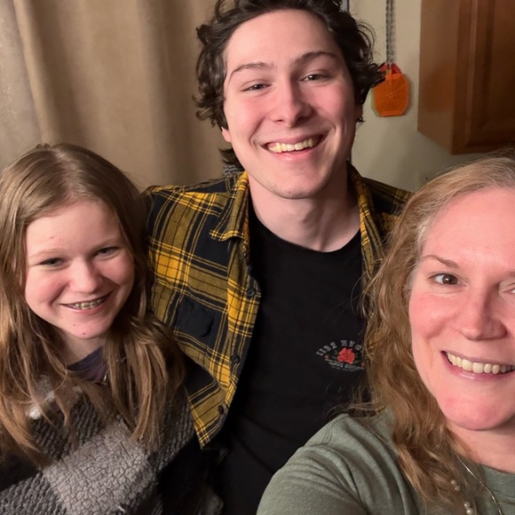 Meet your Posher, Kimberly - Picture 7 of 16